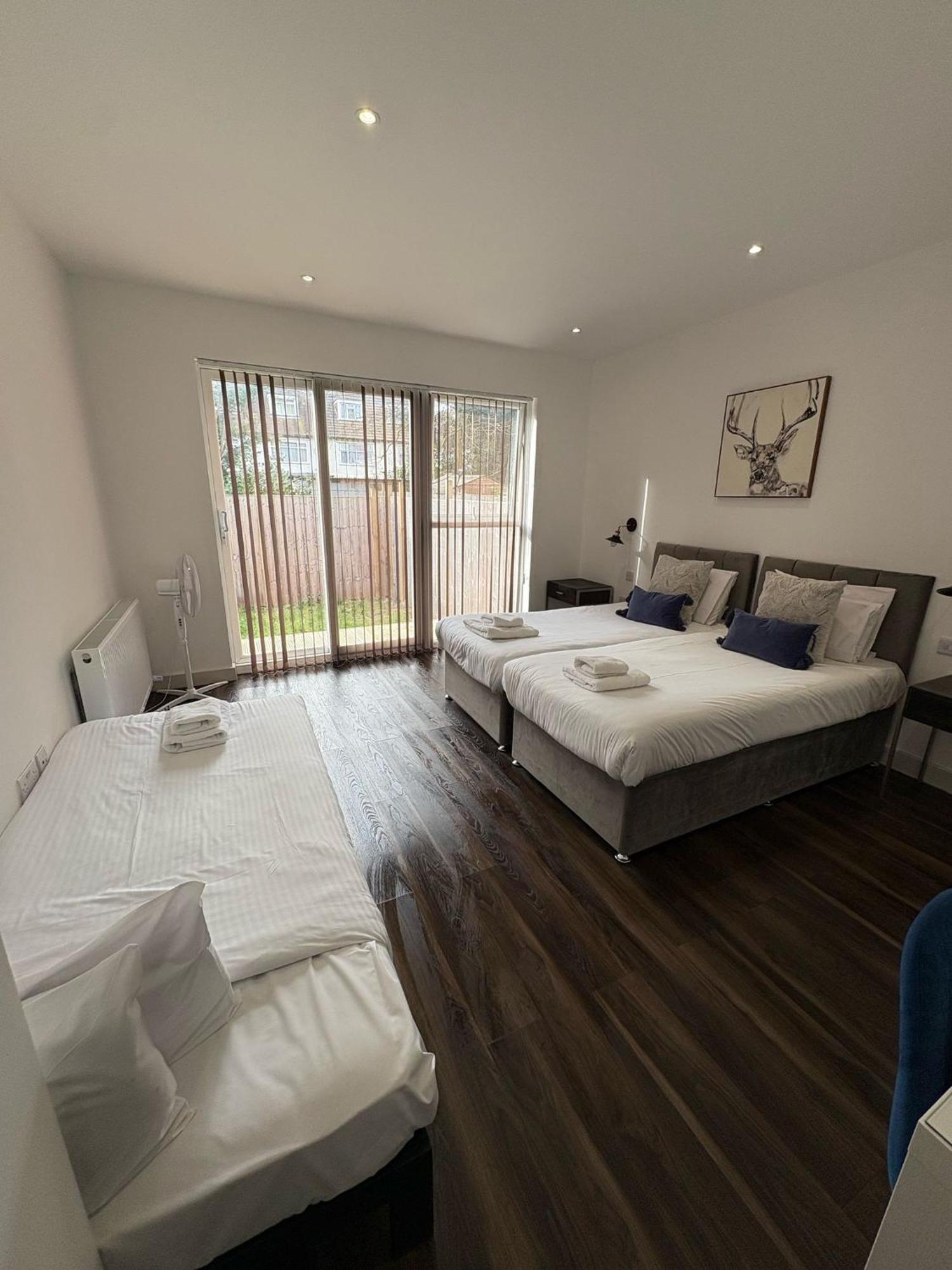 Star London Finchley Road 3-Bed Escape With Garden Apartment Exterior photo